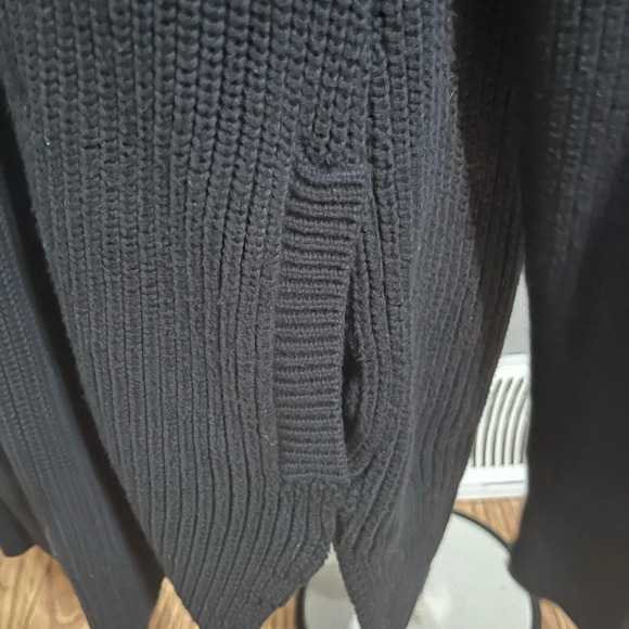 Victoria’s Secret Knit Sweater XS - Picture 4 of 4